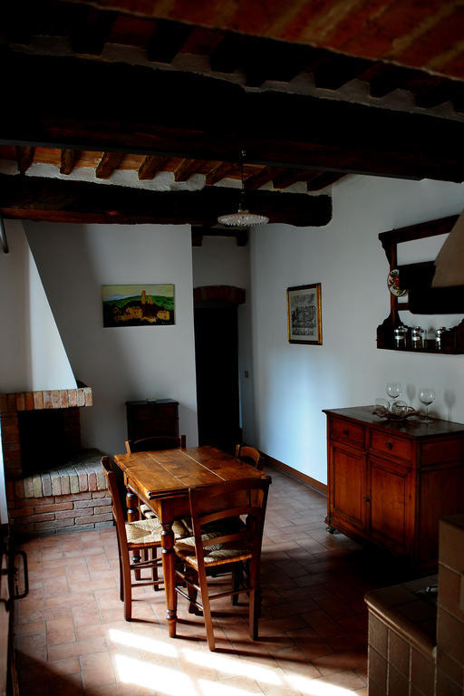 Agriturismo Castello Saltemnano Buonconvento Pokoj fotografie